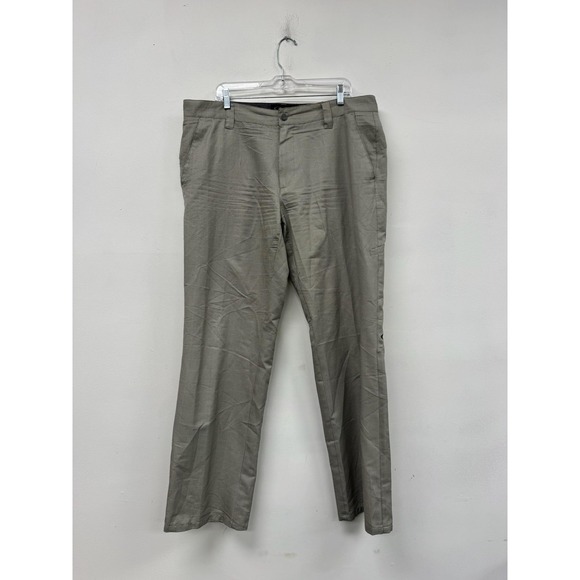 Oakley Other - Oakley Pants Mens 38x32‎ Gray Check Chino Straight Leg Golf Performance Casual